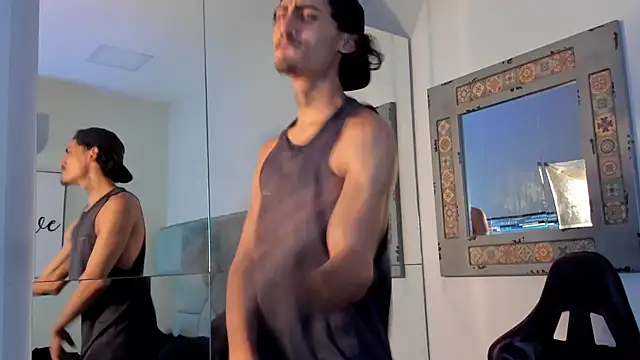 Mr Strike online show from November 2025 03:29:01 AM