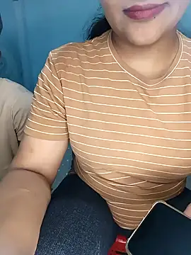 CoupleShow 432 online show from November 2025 01:44:02 PM