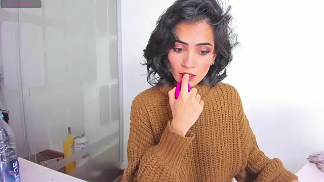 chloehanna online show from January 2026 07:50:02 PM