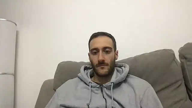 LukaShyGuy online show from January 2026 09:41:01 PM