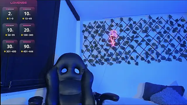 Snapshot of Liam_Anny chatting on December 2025 01:36:01 AM Liam Anny online show from December 2025 01:36:01 AM