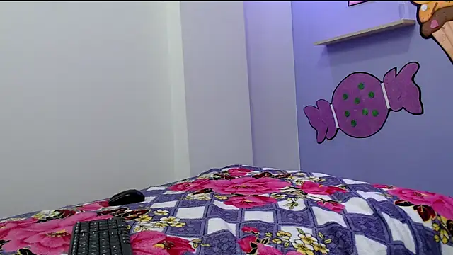 katty18love18 online show from November 2025 12:49:01 AM