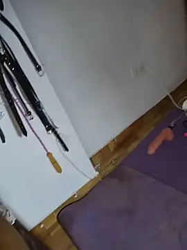 Kitty Kalifa online show from February 2026 04:46:02 AM