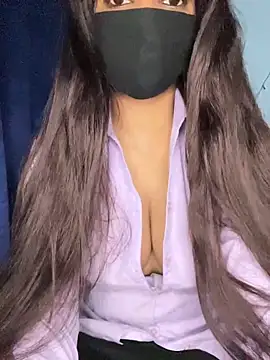 Snapshot of Cute_Marina chatting on February 2026 06:40:02 AM Cute Marina online show from February 2026 06:40:02 AM