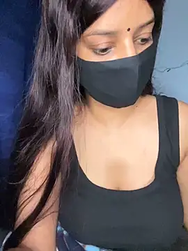 Snapshot of Cute_Marina chatting on February 2026 06:15:01 PM Cute Marina online show from February 2026 06:15:01 PM