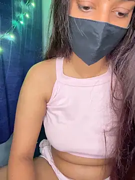 Snapshot of Cute_Marina chatting on February 2026 07:56:01 PM Cute Marina online show from February 2026 07:56:01 PM