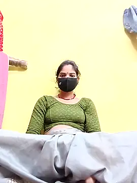 Snapshot of Shreya-750 chatting on November 2025 11:03:01 PM Shreya-750 online show from November 2025 11:03:01 PM