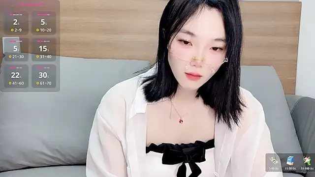 Snapshot of upoo7lt chatting on February 2026 01:10:02 AM upoo7lt online show from February 2026 01:10:02 AM