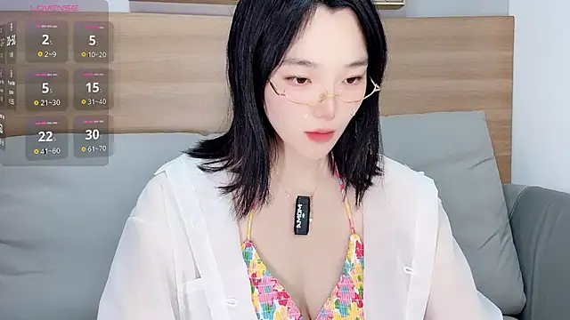 Snapshot of upoo7lt chatting on February 2026 02:02:02 AM upoo7lt online show from February 2026 02:02:02 AM