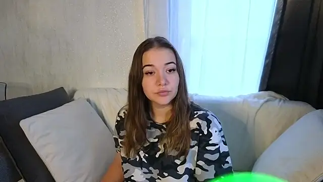 Biancka  online show from November 2025 06:02:01 AM