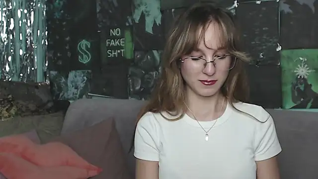 AlishaKellyi online show from October 2025 05:53:02 AM