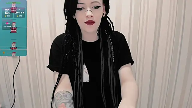 Snapshot of AlternativePolly chatting on October 2025 06:02:02 AM AlternativePolly online show from October 2025 06:02:02 AM
