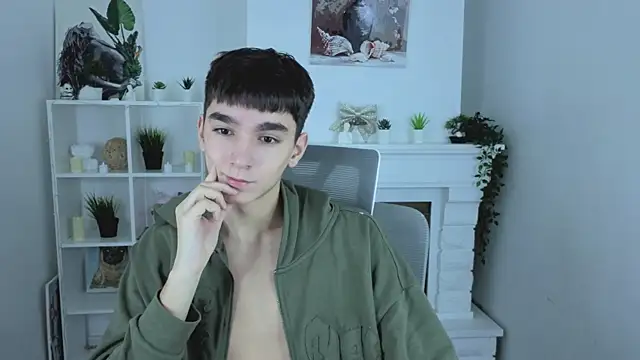 YamiTwink online show from December 2025 08:29:01 PM