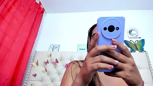 Snapshot of celena_wonder chatting on April 2026 08:57:02 PM celena wonder online show from April 2026 08:57:02 PM