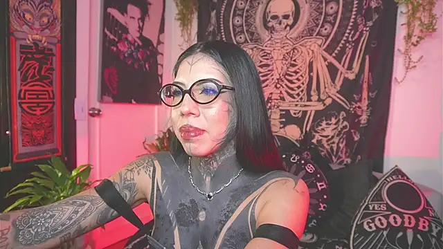 Dalia Vorhees online show from May 2026 01:23:01 AM
