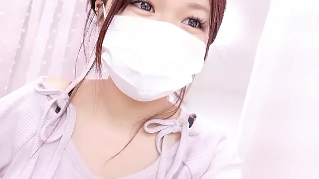 HIMEKAxx online show from November 2025 10:06:01 AM