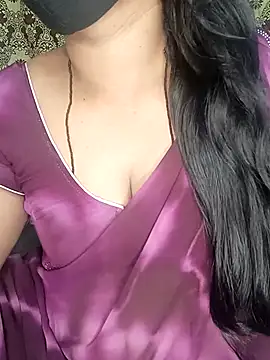 Snapshot of telugucrazygirl chatting on October 2025 06:02:01 PM telugucrazygirl online show from October 2025 06:02:01 PM