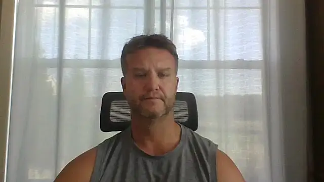 Snapshot of 45andfit1 chatting on October 2025 02:05:01 PM 45andfit1 online show from October 2025 02:05:01 PM