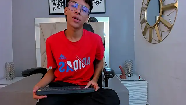 adams bobby online show from December 2025 11:52:02 AM