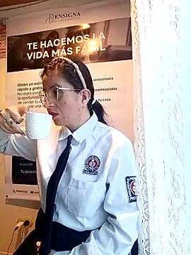 Snapshot of Valentina--1 chatting on February 2026 12:04:02 PM Valentina--1 online show from February 2026 12:04:02 PM