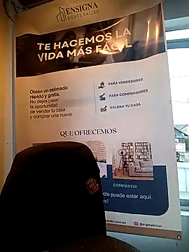 Snapshot of Valentina--1 chatting on February 2026 12:10:02 PM Valentina--1 online show from February 2026 12:10:02 PM