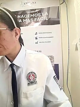 Snapshot of Valentina--1 chatting on February 2026 12:23:02 PM Valentina--1 online show from February 2026 12:23:02 PM