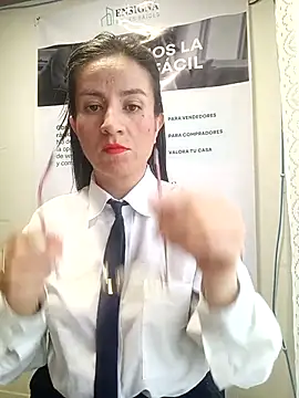 Snapshot of Valentina--1 chatting on February 2026 12:01:02 PM Valentina--1 online show from February 2026 12:01:02 PM