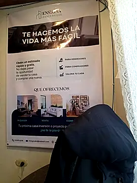 Snapshot of Valentina--1 chatting on February 2026 12:03:01 PM Valentina--1 online show from February 2026 12:03:01 PM