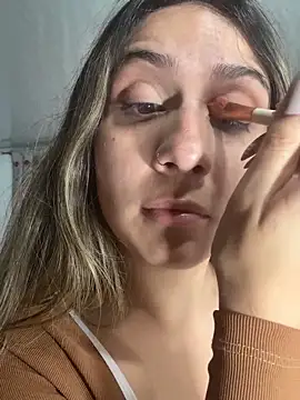 Snapshot of sarah_honey__ chatting on October 2025 11:58:02 AM sarah honey online show from October 2025 11:58:02 AM