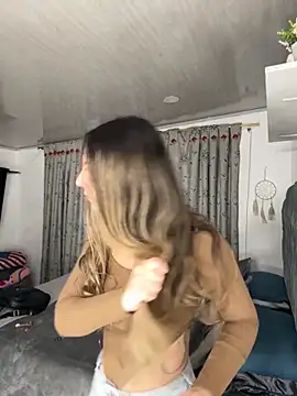 Snapshot of sarah_honey__ chatting on October 2025 10:52:02 AM sarah honey online show from October 2025 10:52:02 AM