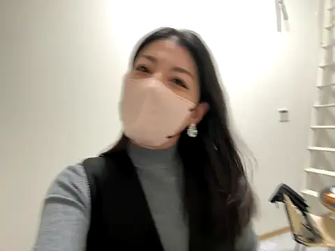 akimix xoxo online show from November 2025 01:23:01 PM