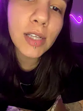 Hannahinfame online show from November 2025 04:01:02 AM