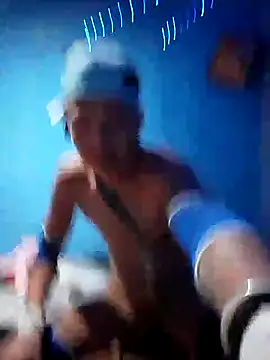 Ojitosbrrr online show from November 2025 02:54:01 AM