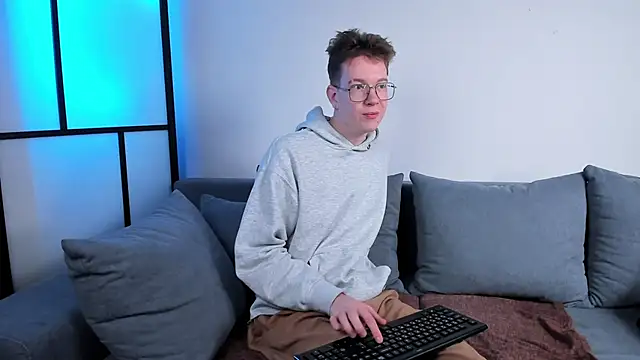 Snapshot of Teddy_Parker chatting on November 2025 07:55:02 AM Teddy Parker online show from November 2025 07:55:02 AM