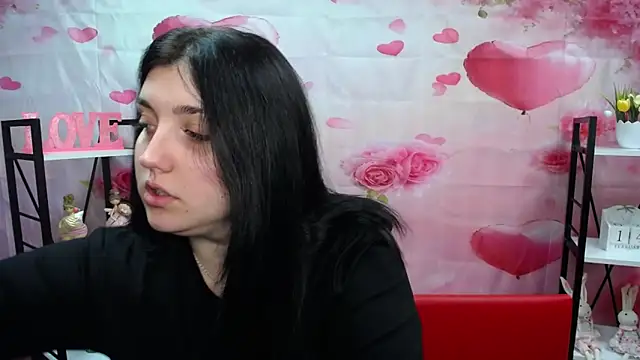 ScarletCargo online show from February 2026 12:02:02 PM