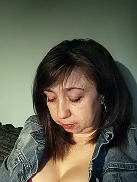 Snapshot of MaryKiki5619 chatting on February 2026 09:04:01 PM MaryKiki5619 online show from February 2026 09:04:01 PM