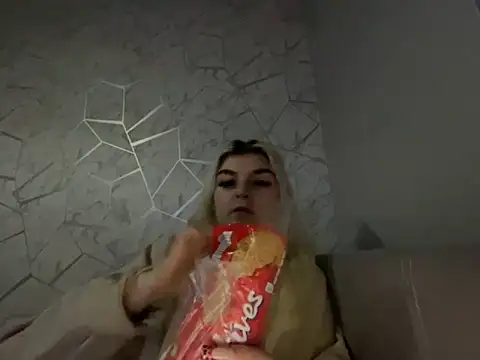 rosie-hipstergal online show from November 2025 11:19:02 PM