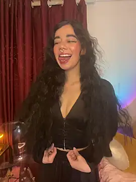 wetbyAlice online show from February 2026 12:09:01 AM