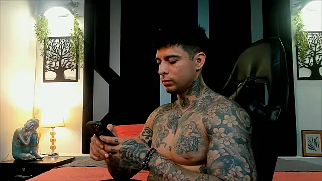 MATEO DILUCA online show from January 2026 11:19:02 PM