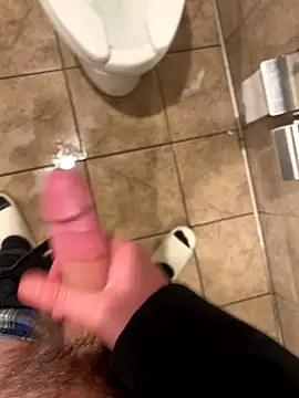 Snapshot of slimshadypt2 chatting on November 2025 01:33:02 AM slimshadypt2 online show from November 2025 01:33:02 AM