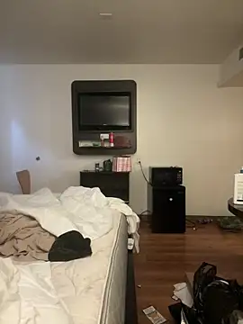 Snapshot of slimshadypt2 chatting on November 2025 11:04:02 PM slimshadypt2 online show from November 2025 11:04:02 PM