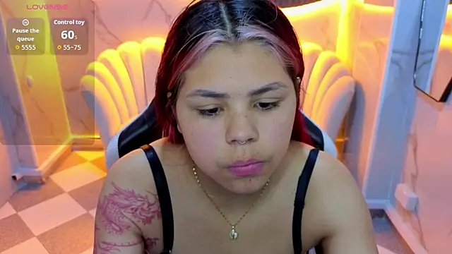 Little cherry b online show from October 2025 07:47:02 PM