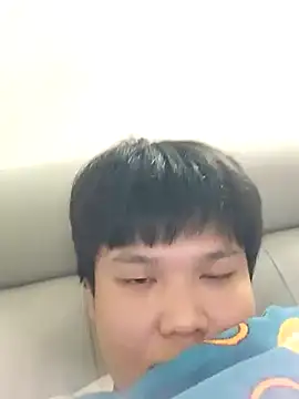 Snapshot of yao_yuki chatting on October 2025 11:47:01 AM yao yuki online show from October 2025 11:47:01 AM