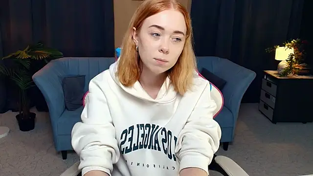 AddieOsler online show from November 2025 08:36:02 PM