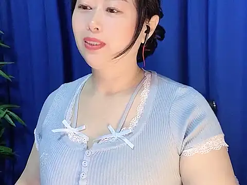 yaoyao22678 online show from November 2025 12:54:02 AM