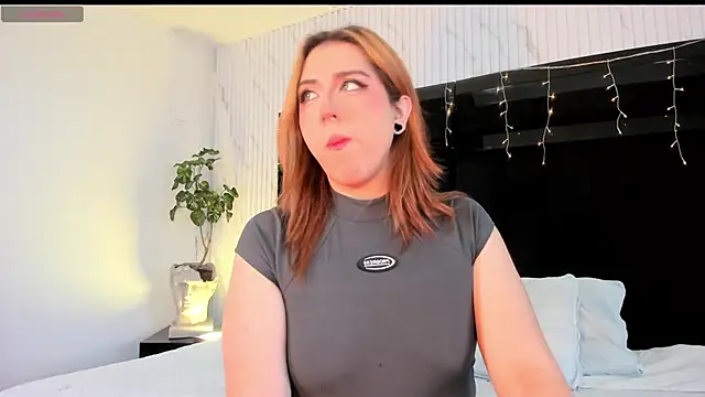 Snapshot of JanneBlossom_ chatting on February 2026 09:30:02 PM JanneBlossom online show from February 2026 09:30:02 PM