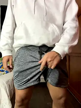 Snapshot of MasonHeat chatting on October 2025 01:44:01 AM MasonHeat online show from October 2025 01:44:01 AM