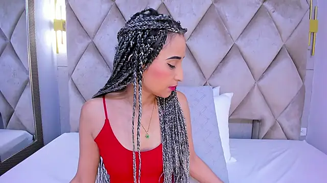 violett rabbit  online show from November 2025 07:59:02 PM