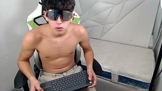 Cash G  online show from November 2025 08:19:01 PM