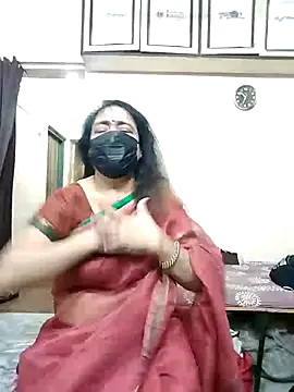 Snapshot of Miss_Seeya25 chatting on October 2025 04:55:01 PM Miss Seeya25 online show from October 2025 04:55:01 PM
